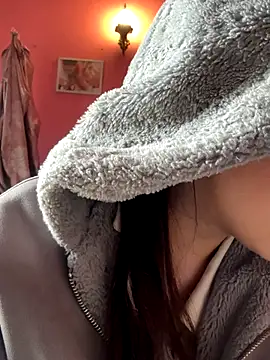 Hellen 111 online show from September 2025 07:12:01 AM