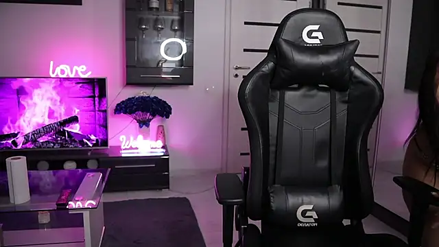 Beauty Anne online show from November 2025 06:45:02 AM