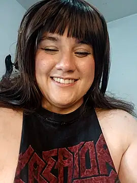 ItsNaiixa online show from April 2026 07:45:01 AM