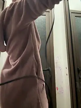 tanyagrey online show from October 2025 06:21:02 AM