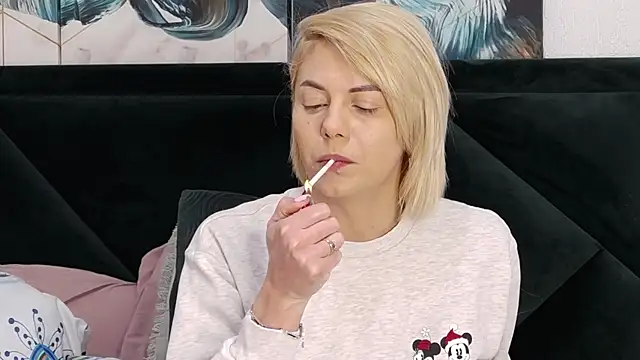 tanyagrey online show from February 2026 06:39:02 AM