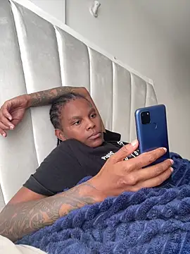 Snapshot of monic421 chatting on March 2026 08:21:02 AM monic421 online show from March 2026 08:21:02 AM