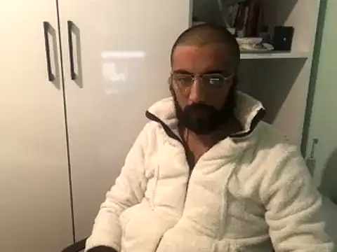 Snapshot of MasterKARATASSAKK chatting on March 2025 04:50:02 AM MasterKARATASSAKK online show from March 2025 04:50:02 AM