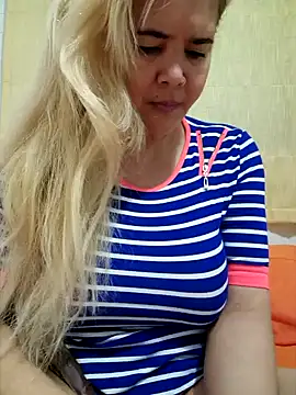 Snapshot of lamorbosa37 chatting on December 2024 05:26:01 PM lamorbosa37 online show from December 2024 05:26:01 PM