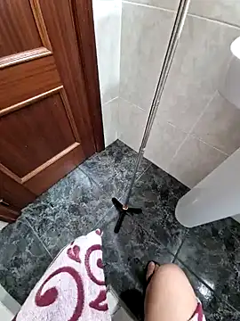 Snapshot of lamorbosa37 chatting on December 2024 09:54:02 AM lamorbosa37 online show from December 2024 09:54:02 AM