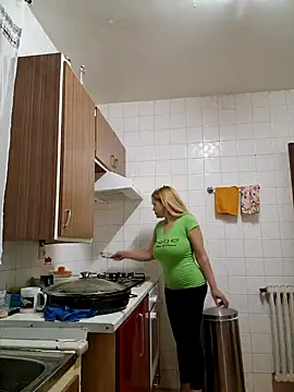 Snapshot of lamorbosa37 chatting on January 2025 07:24:01 PM lamorbosa37 online show from January 2025 07:24:01 PM