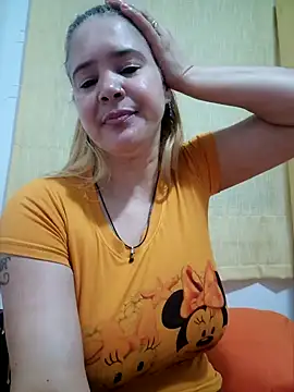 Snapshot of lamorbosa37 chatting on February 2025 05:09:01 PM lamorbosa37 online show from February 2025 05:09:01 PM