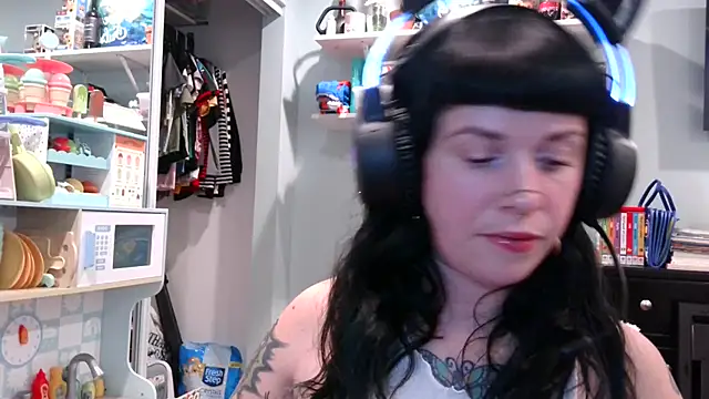 Marcelinegoddess online show from February 2025 04:16:02 AM