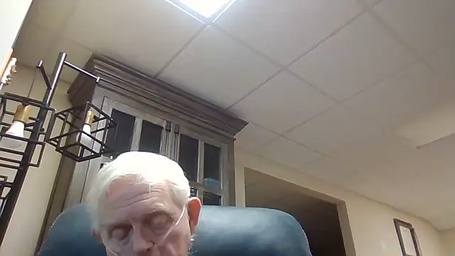 Snapshot of bootlegmanz chatting on January 2026 09:18:02 PM bootlegmanz online show from January 2026 09:18:02 PM