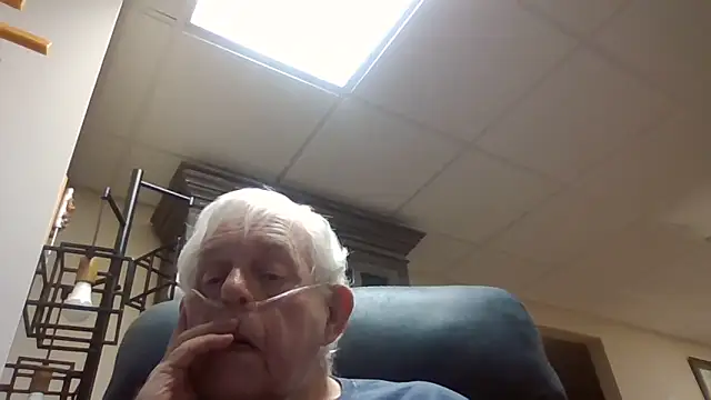 Snapshot of bootlegmanz chatting on February 2026 07:48:01 PM bootlegmanz online show from February 2026 07:48:01 PM