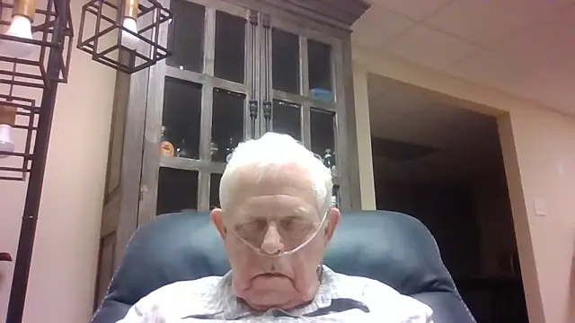 Snapshot of bootlegmanz chatting on May 2026 02:08:02 AM bootlegmanz online show from May 2026 02:08:02 AM