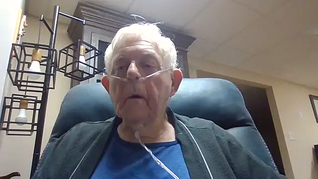 Snapshot of bootlegmanz chatting on July 2026 08:42:01 AM bootlegmanz online show from July 2026 08:42:01 AM