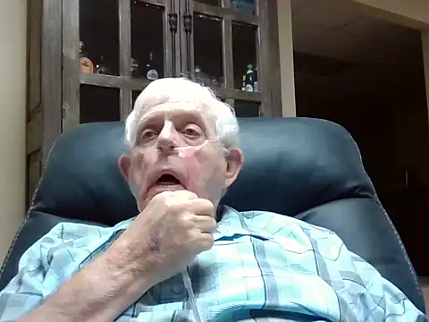 Snapshot of bootlegmanz chatting on July 2026 06:13:01 PM bootlegmanz online show from July 2026 06:13:01 PM