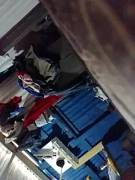 Algenis1232 online show from November 2025 11:43:02 AM