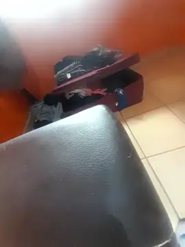 miicheele32 online show from January 2025 07:18:02 PM