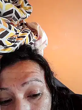 miicheele32 online show from January 2025 06:53:02 PM