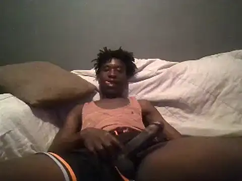 Snapshot of SmallGoodNutts chatting on February 2025 04:35:02 AM SmallGoodNutts online show from February 2025 04:35:02 AM