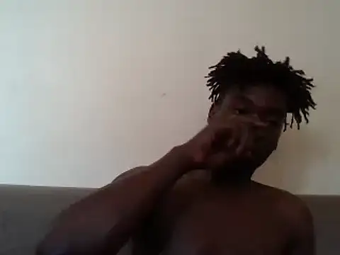 Snapshot of SmallGoodNutts chatting on February 2025 04:24:02 PM SmallGoodNutts online show from February 2025 04:24:02 PM