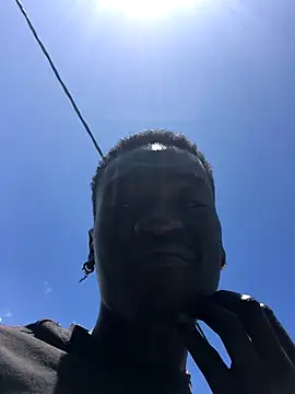 Snapshot of SmallGoodNutts chatting on November 2025 11:12:01 AM SmallGoodNutts online show from November 2025 11:12:01 AM