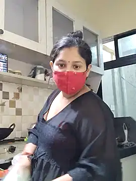 Snapshot of IND_COUPLE1 chatting on December 2024 02:00:01 PM IND COUPLE1 online show from December 2024 02:00:01 PM