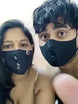 Snapshot of IND_COUPLE1 chatting on December 2024 07:00:01 AM IND COUPLE1 online show from December 2024 07:00:01 AM