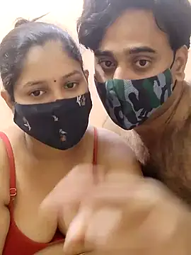 Snapshot of IND_COUPLE1 chatting on January 2025 04:02:02 PM IND COUPLE1 online show from January 2025 04:02:02 PM