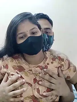 Snapshot of IND_COUPLE1 chatting on January 2025 04:48:02 AM IND COUPLE1 online show from January 2025 04:48:02 AM