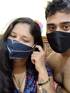 Snapshot of IND_COUPLE1 chatting on February 2025 03:29:01 AM IND COUPLE1 online show from February 2025 03:29:01 AM