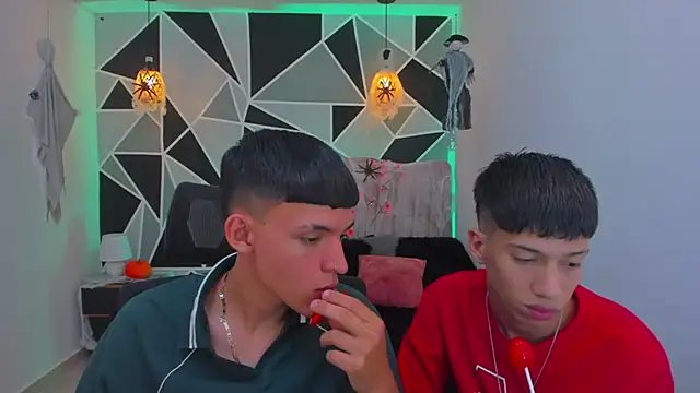 Juan Nd Steven online show from October 2025 04:23:02 AM