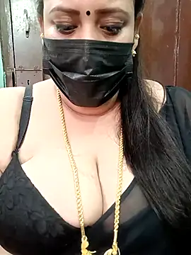 Snapshot of ashikaa_r chatting on March 2025 10:14:02 AM ashikaa r online show from March 2025 10:14:02 AM