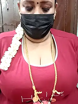 Snapshot of ashikaa_r chatting on March 2025 06:20:02 PM ashikaa r online show from March 2025 06:20:02 PM