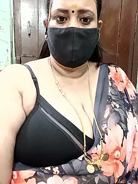 Snapshot of ashikaa_r chatting on November 2025 06:09:02 PM ashikaa r online show from November 2025 06:09:02 PM