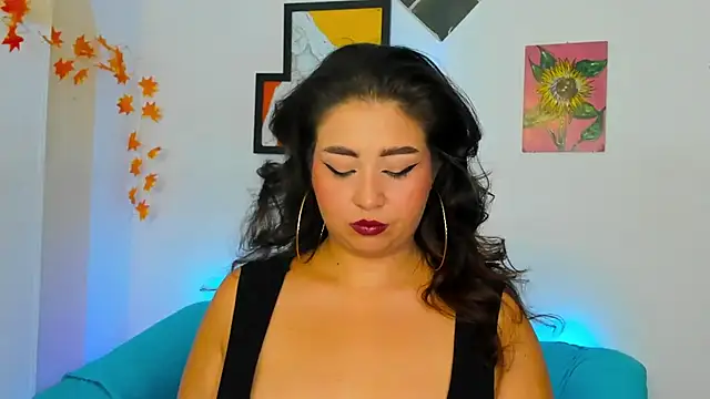 Snapshot of LiahDiaz chatting on January 2025 10:02:01 PM LiahDiaz online show from January 2025 10:02:01 PM