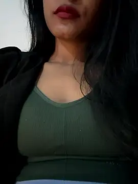 Hot Goldengirl online show from January 2026 07:30:01 PM