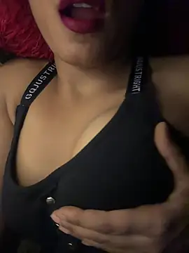 Hot Goldengirl online show from May 2026 07:19:02 PM