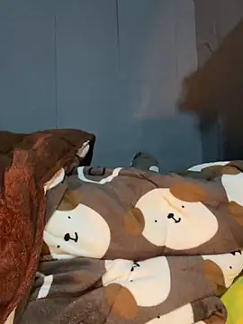 Laura8910 online show from December 2024 01:00:01 PM