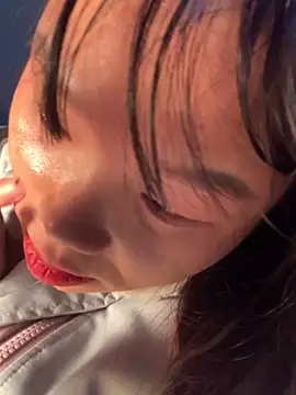 Laura8910 online show from December 2024 04:42:01 PM