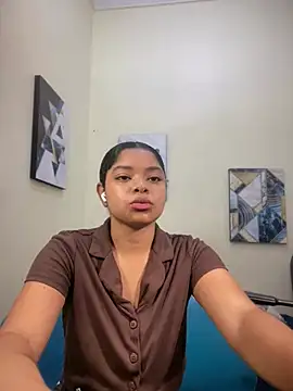 Snapshot of ChristyAddams chatting on May 2026 12:21:01 PM ChristyAddams online show from May 2026 12:21:01 PM