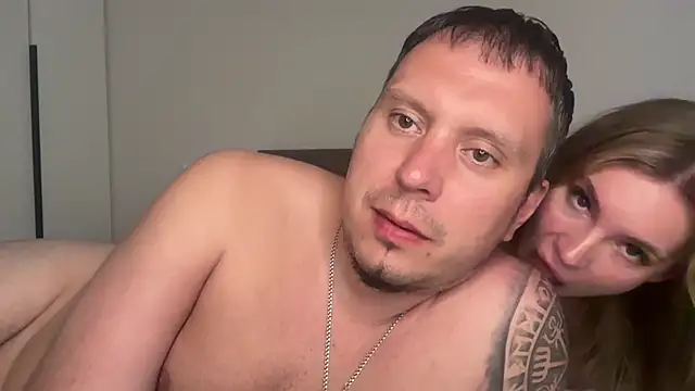 Snapshot of KesandAlex chatting on June 2026 01:54:02 PM KesandAlex online show from June 2026 01:54:02 PM