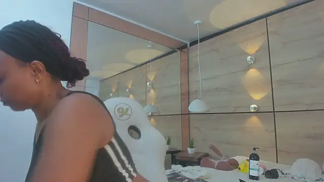 martina touss online show from January 2026 12:55:01 PM