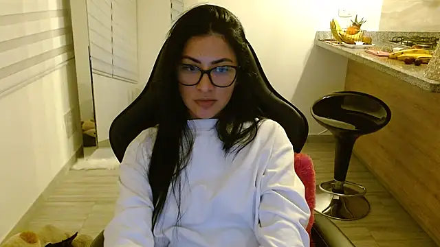 Charlotte cute18 online show from January 2026 04:36:01 AM