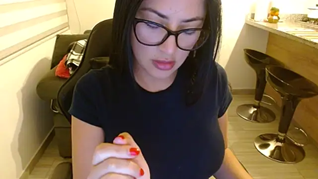 Snapshot of Charlotte_cute18 chatting on July 2026 01:08:01 AM Charlotte cute18 online show from July 2026 01:08:01 AM