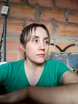 Snapshot of Isabel23zr chatting on February 2025 02:24:02 PM Isabel23zr online show from February 2025 02:24:02 PM