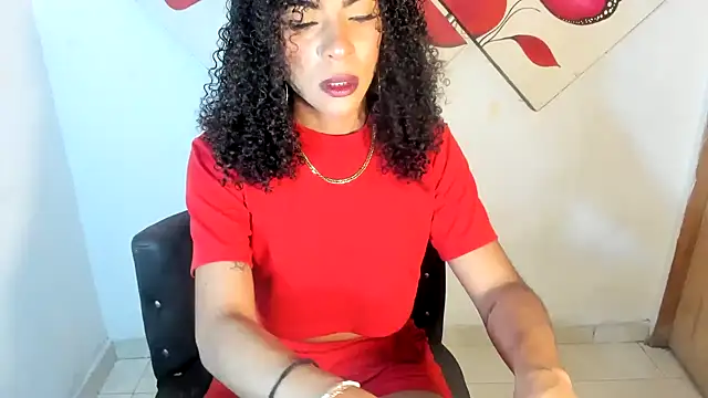 Snapshot of naomiwildburn chatting on June 2026 08:13:01 PM naomiwildburn online show from June 2026 08:13:01 PM