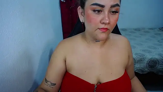 loly bigbooty4u online show from March 2026 04:31:01 AM