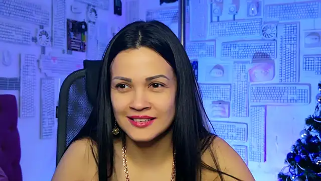 KarolinaRobinson online show from December 2024 03:24:02 PM