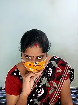 Snapshot of lakshmi-28 chatting on December 2024 07:22:01 AM lakshmi-28 online show from December 2024 07:22:01 AM