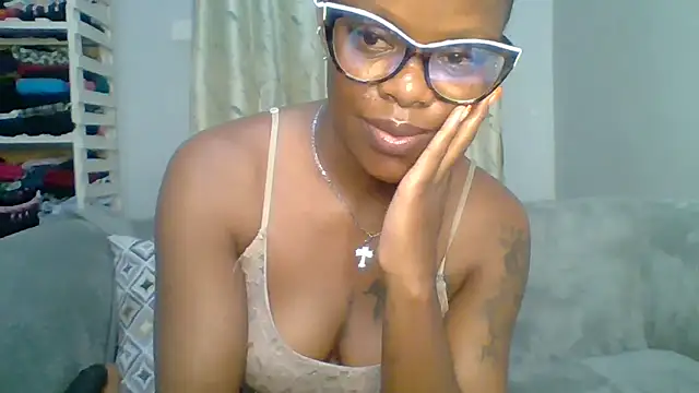 Snapshot of Petite_254 chatting on April 2026 12:23:01 AM Petite 254 online show from April 2026 12:23:01 AM