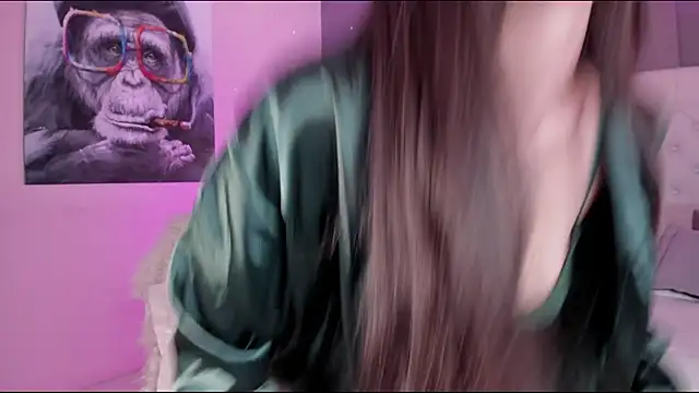 Snapshot of vega_roux chatting on February 2025 02:06:02 PM vega roux online show from February 2025 02:06:02 PM