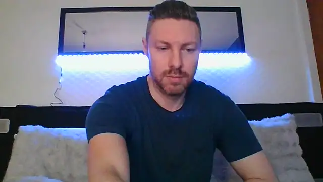 Snapshot of Fit4fun24 chatting on March 2026 10:47:01 PM Fit4fun24 online show from March 2026 10:47:01 PM